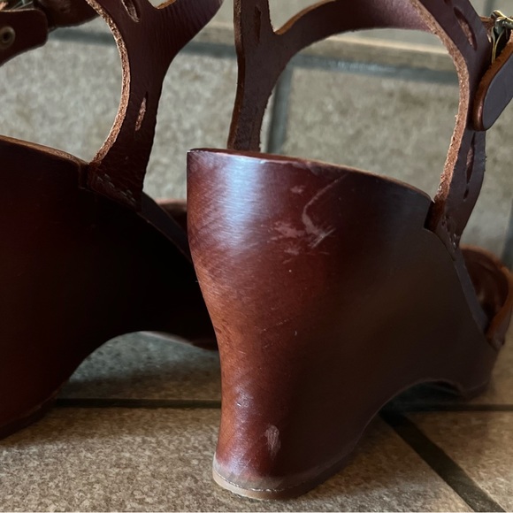 Swedish Hasbeen’s Cognac Wedge Sandles size 38 - Picture 8 of 16